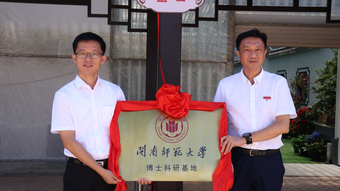 c9a06def4f2d0572cf2a7d247b96e7b